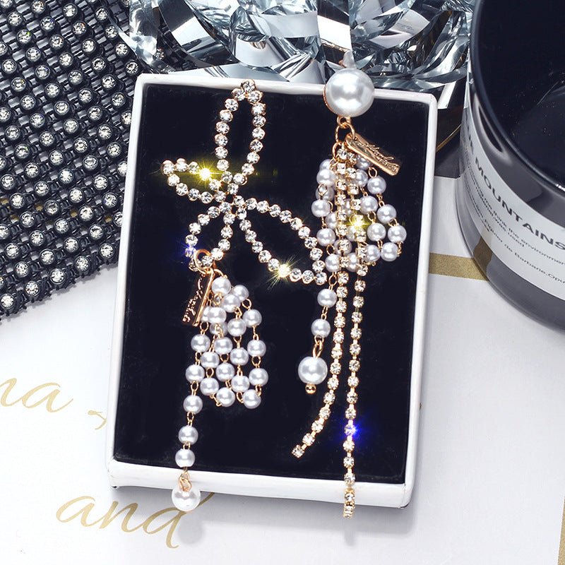 Asymmetry Butterfly Hoop-Pearls Earrings