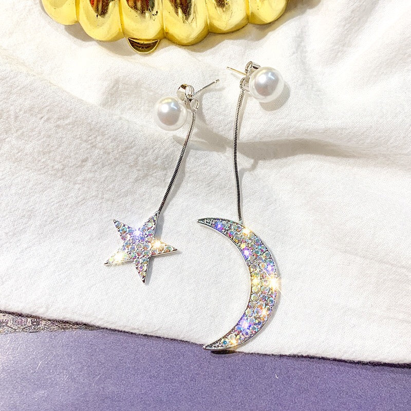 Asymmetric The Moon and Star Earrings