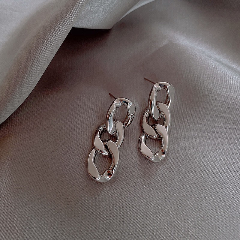 Simple Cuba Chain Earrings