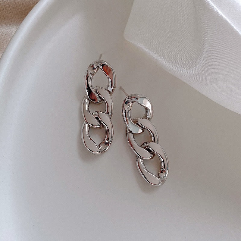Simple Cuba Chain Earrings