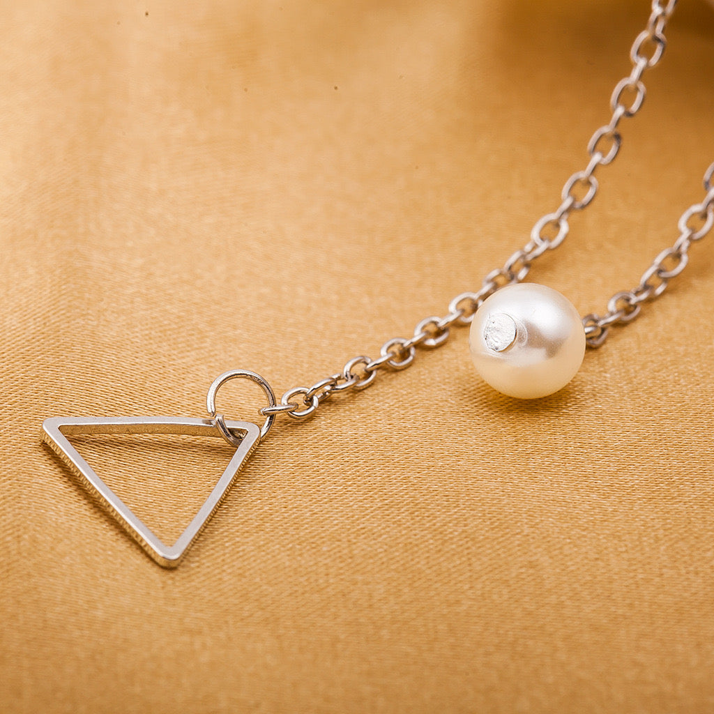 Adjustable Square with Single Pearl Necklace