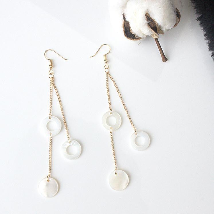 Circle Shells Long Earrings