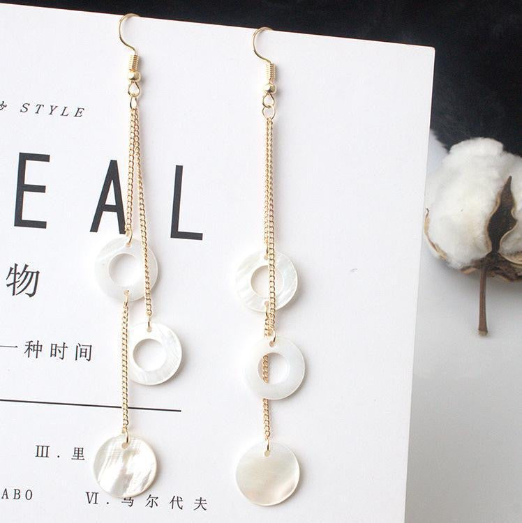 Circle Shells Long Earrings