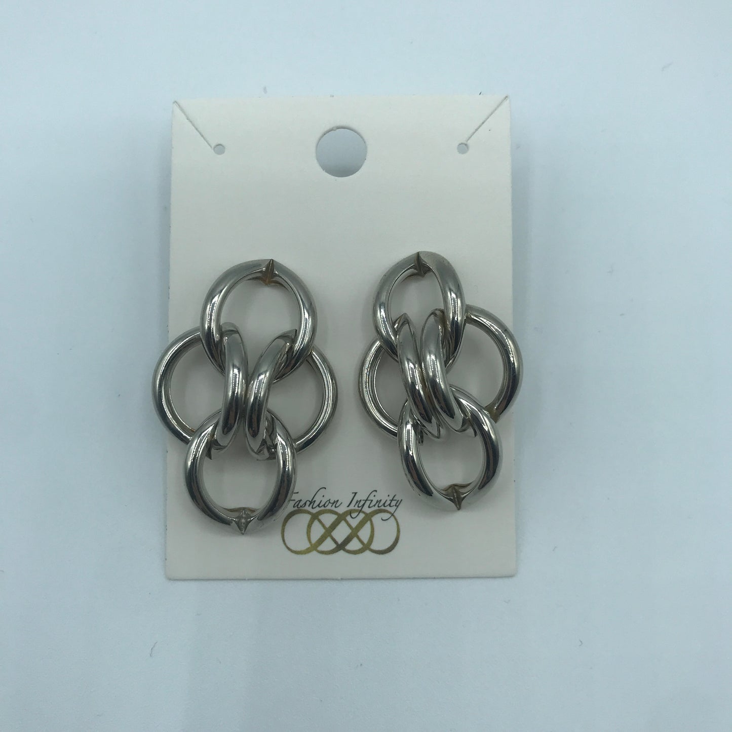 Interlocking hoop earrings