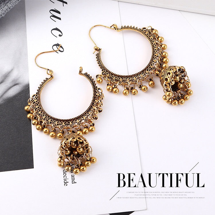 Indian Hollow Circle with Bell Tassel