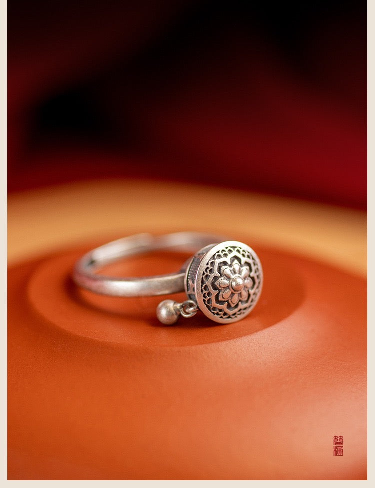 Rotatable Prayer Wheel Open Ring