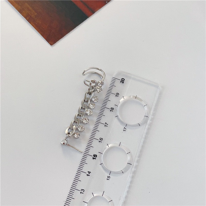 Chain with Multi-Rhinestones Single Ear Stud and Clip