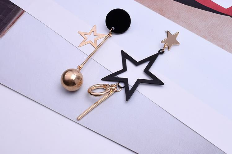Asymmetric Black Gold Star Slinky Earrings