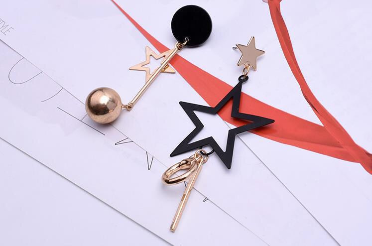 Asymmetric Black Gold Star Slinky Earrings