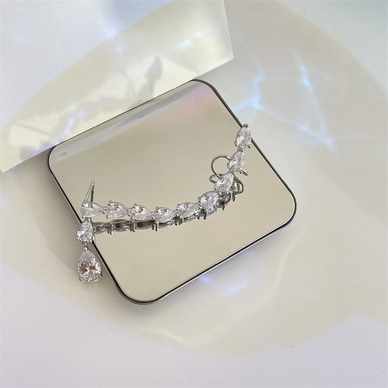 Single Shining Arc-Shaped Multi Zircon Water Drops Ear Stud and Clip