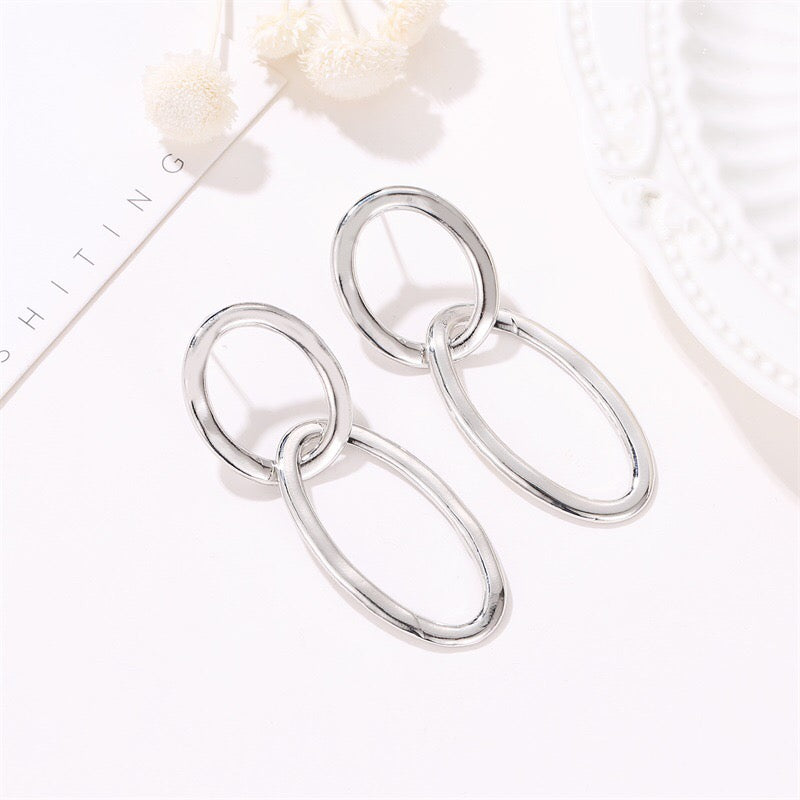 Round Oval Linked Hoops Earrings