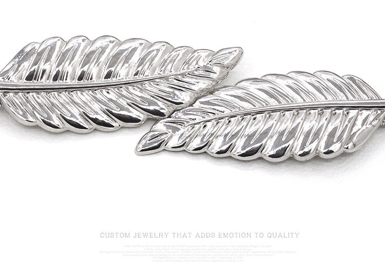 Adjustable leaf chain belt