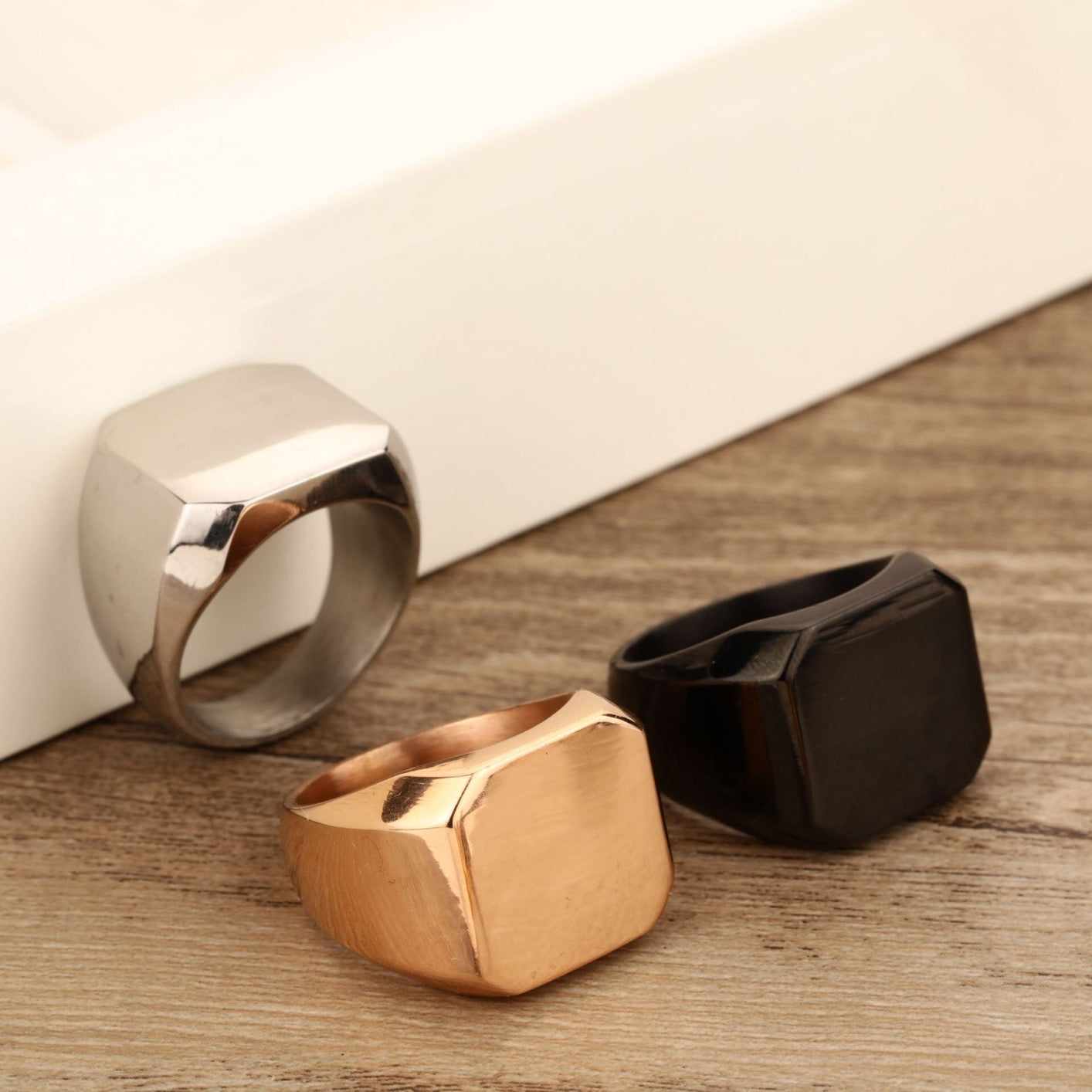 Simple Square Ring
