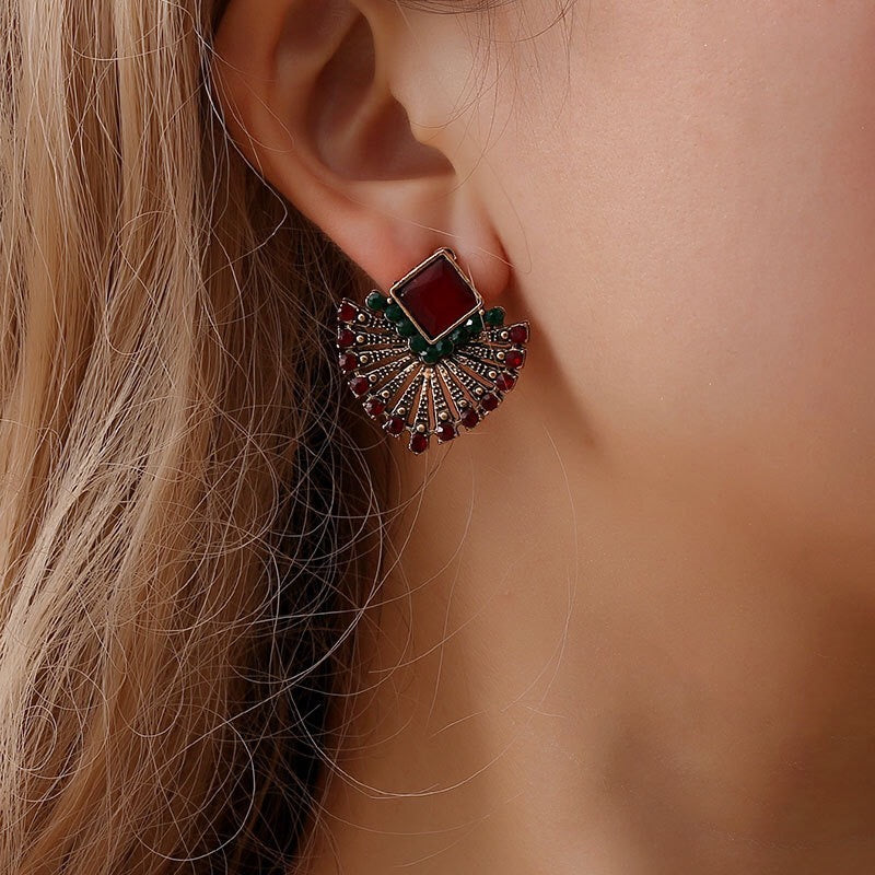 Bohemia fun-shaped ruby stud earrings