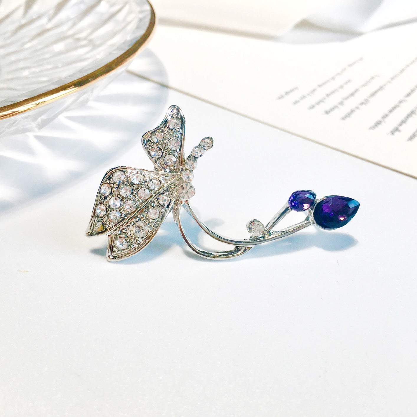Dramatic butterfly ear bone clips