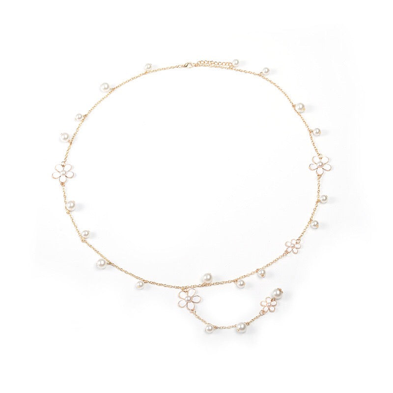 Five-petal flower with pearl sweater necklace