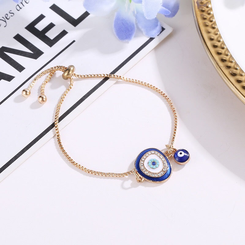 Devil's eye bracelet collection