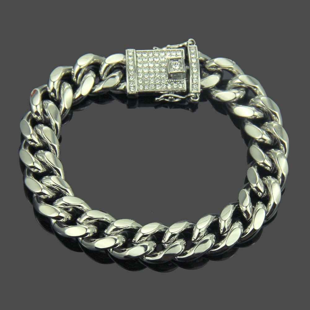 Studded curb chain bracelet