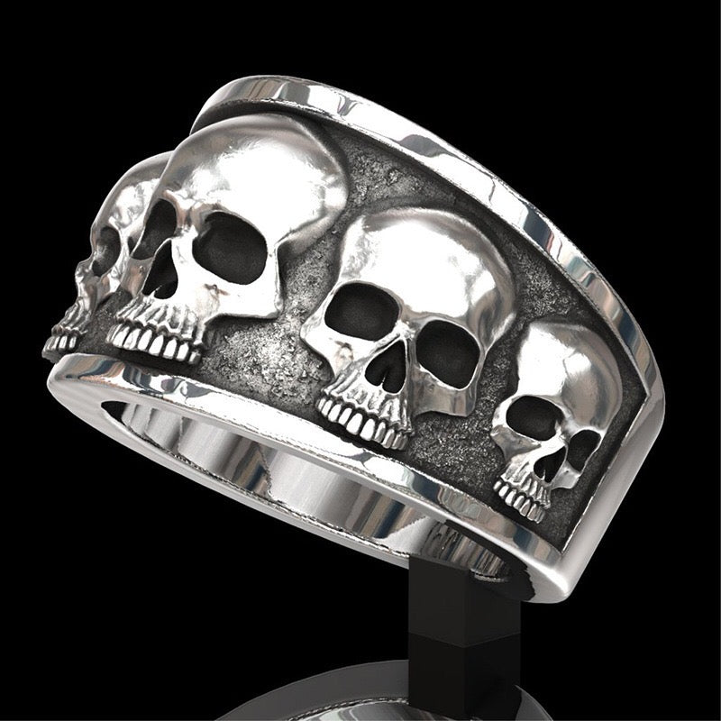 Multi skull ring