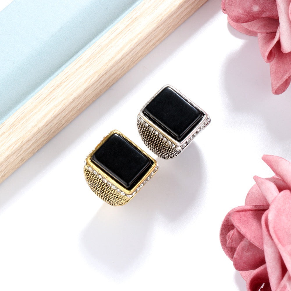 Rectangle Resin Gemstone Circled by Rhinestones Ring