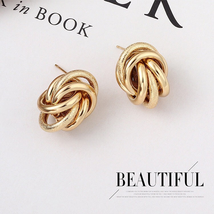 Mix glaze and matte multi hoop earrings