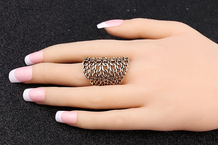 Chains-web Ring