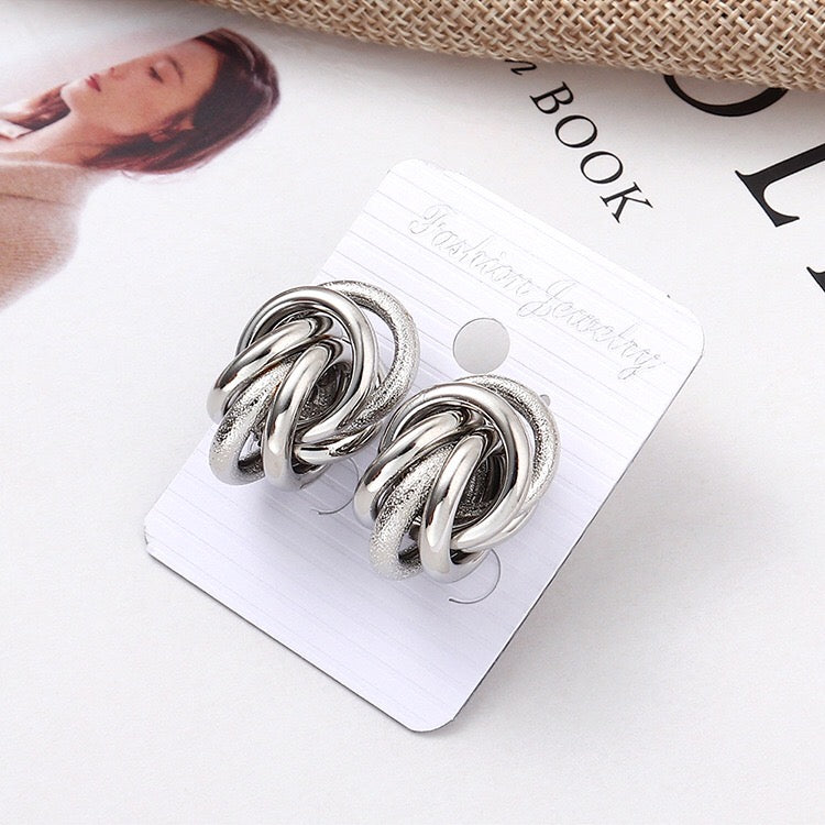 Mix glaze and matte multi hoop earrings