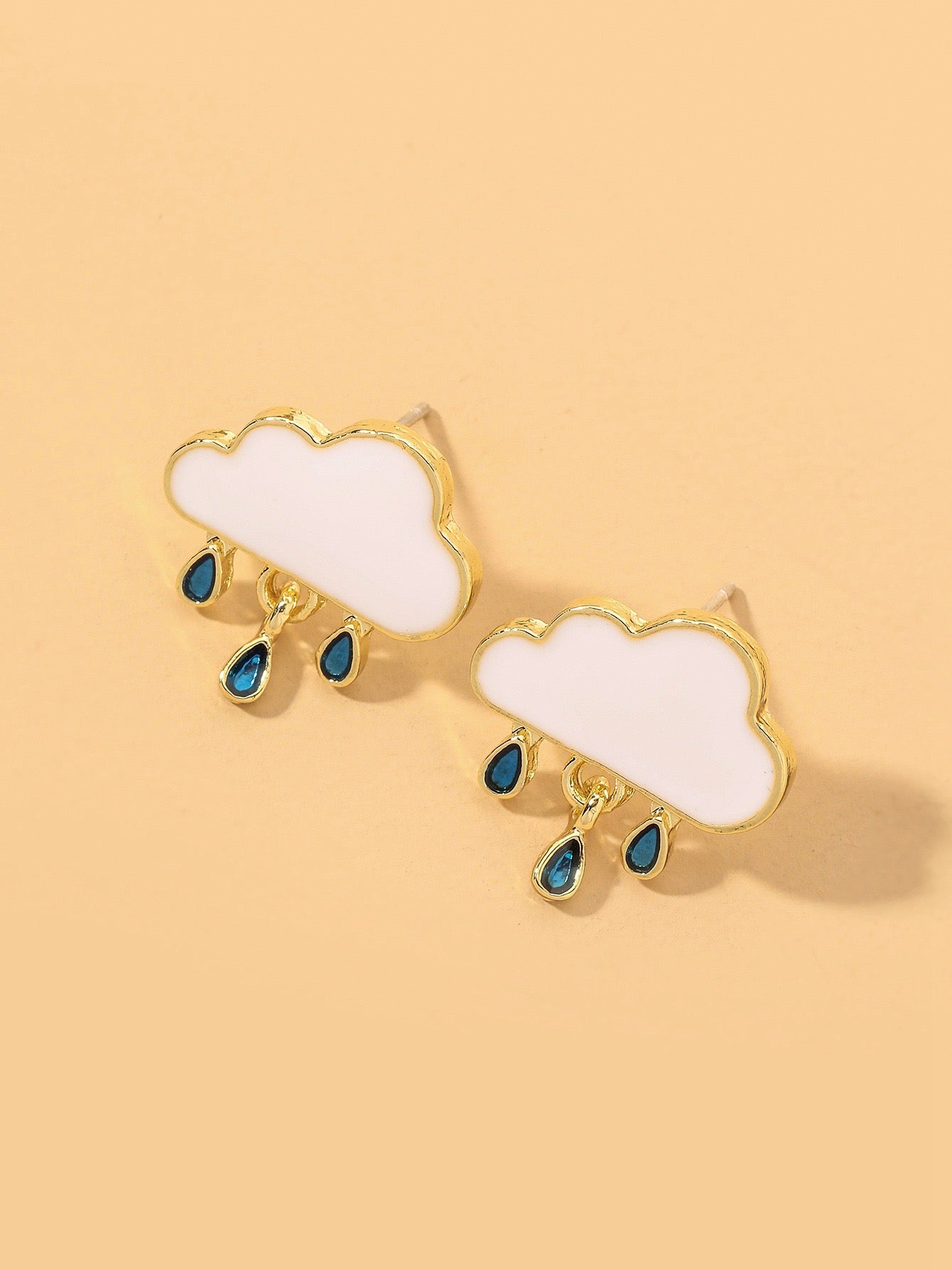 Raining Cloud Short Earrings