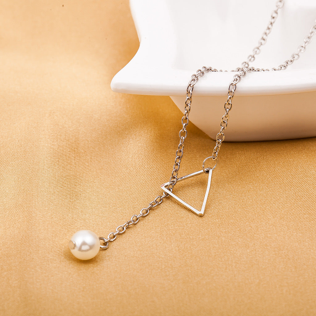Adjustable Square with Single Pearl Necklace