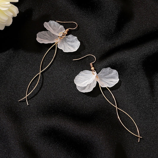 Ice Flower Pedals with Curly String Earrings