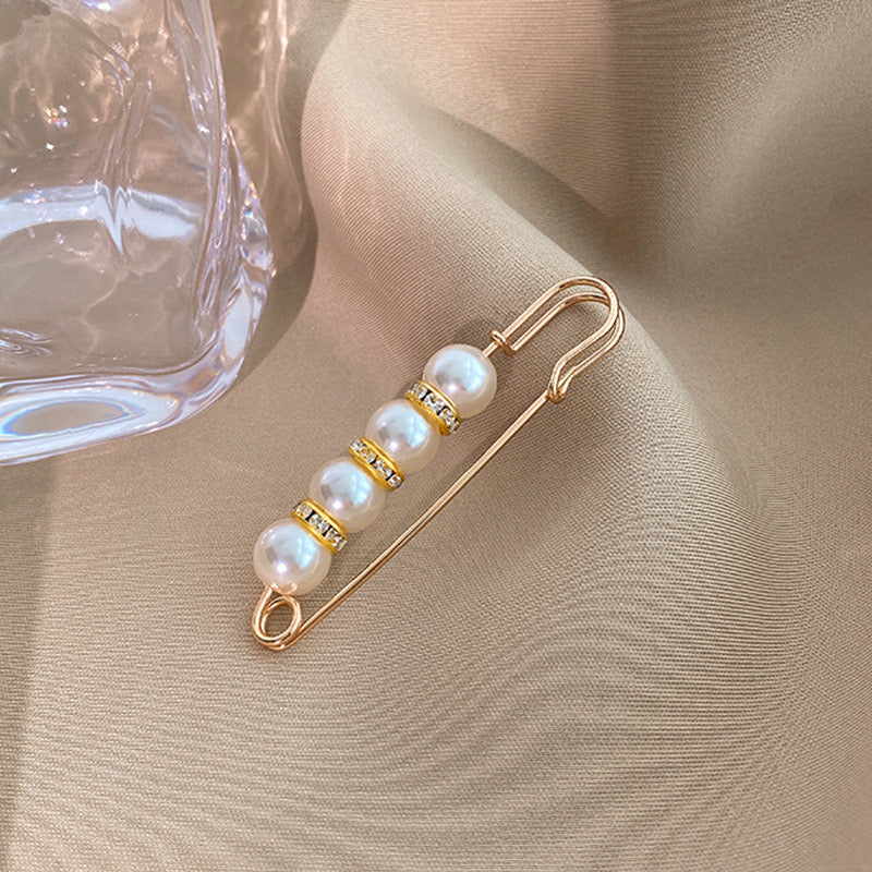 Waist-Adjustable Pearls Brooch