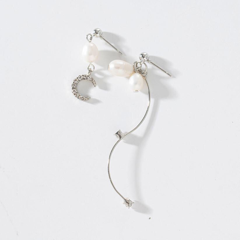 Asymmetric Rhinestone Moon with Pearls Earrings