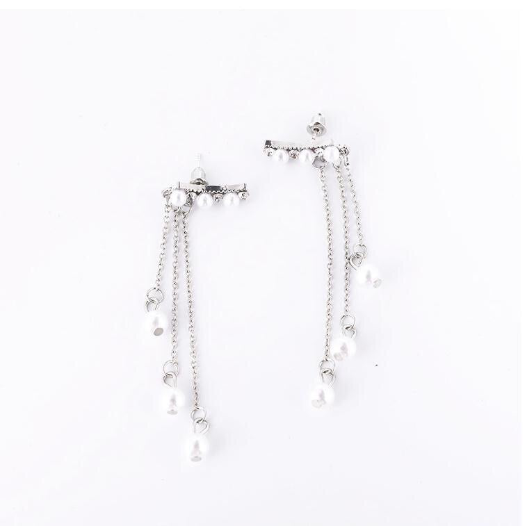 Gradual Triple Pearls Tassels Earrings