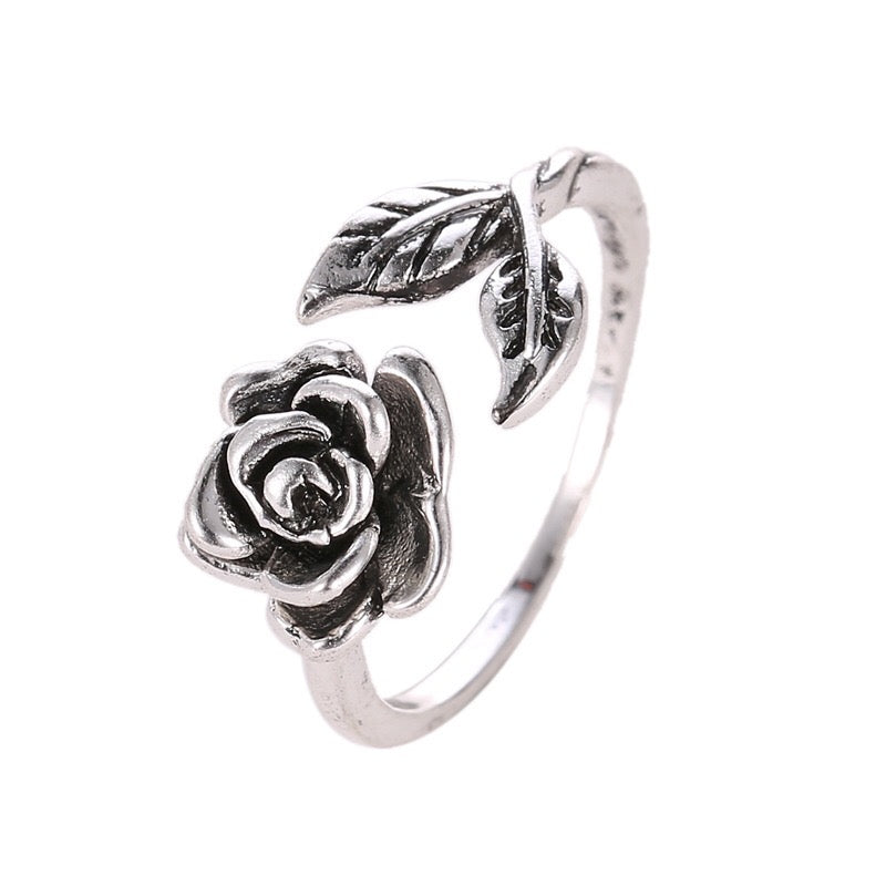 Adjustable vintage rose open ring
