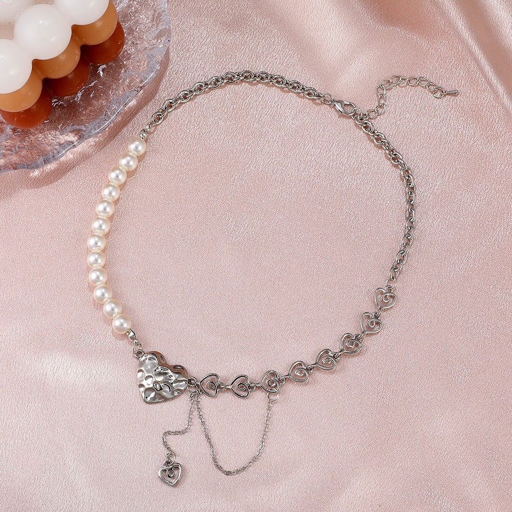 Multi-Hearts Joint Pearls with Single Heart Tassel Necklace