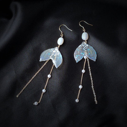 Shinny Fish Tail with Pearls Tassel Earrings